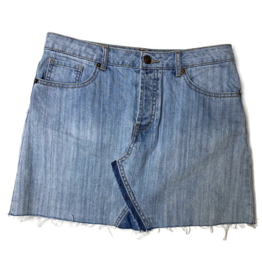 ✨NWOT✨ FOREVER 21 Groovy Denim Skirt